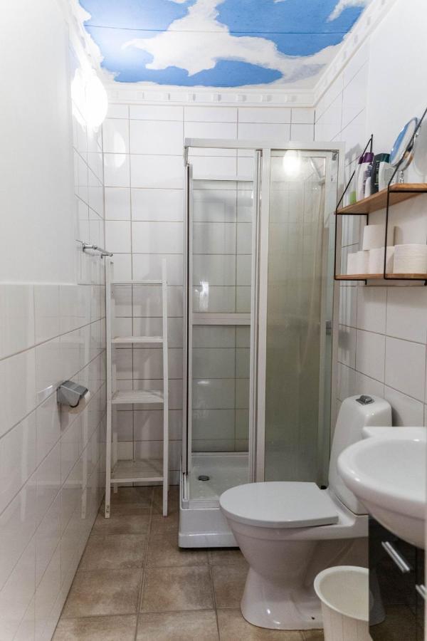 Mysig takvåning med balkong Eskilstuna Exteriör bild
