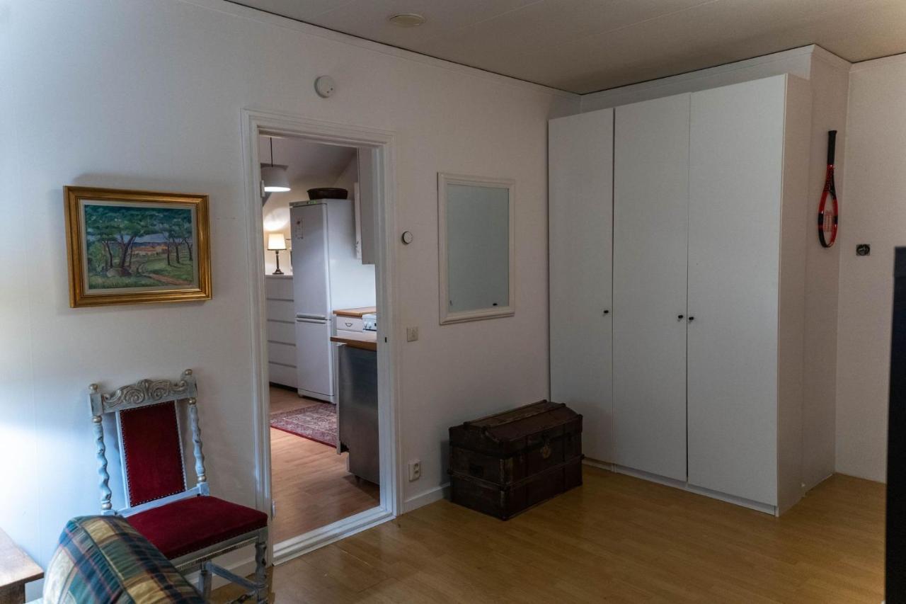Mysig takvåning med balkong Eskilstuna Exteriör bild