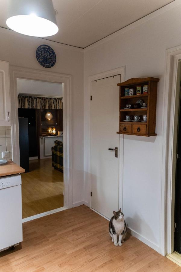 Mysig takvåning med balkong Eskilstuna Exteriör bild