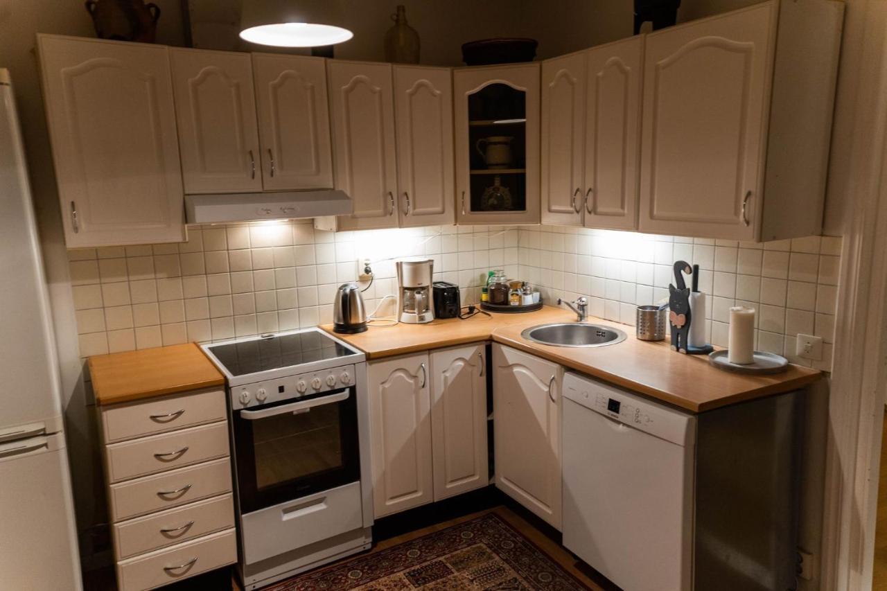 Mysig takvåning med balkong Eskilstuna Exteriör bild